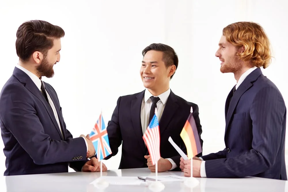 من هو المترجم الفوري؟ من هو المترجم الفوري؟